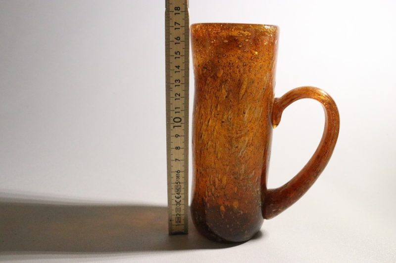 Vintage Handblåst Bärnstensfärgad Glasvas – Unik Skandinavisk Design