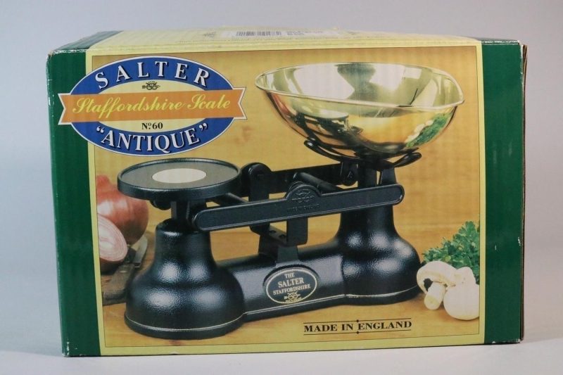 Vintage Salter nr 60, Traditionell köksvåg med metriska vikter