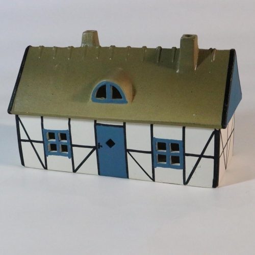 Byggnad / Hus i keramik, Signerad
