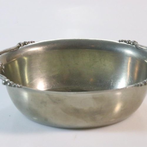 Serveringsskål i metall
