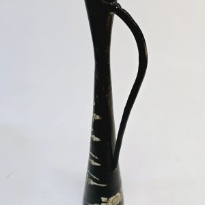 Elegant Metallvas med Blommotiv – 39 cm