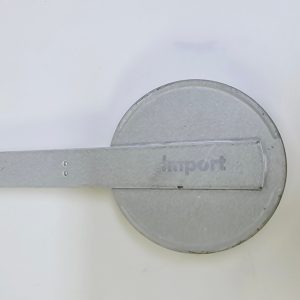 Vintage Polymeter i metall – Funktionell och dekorativ