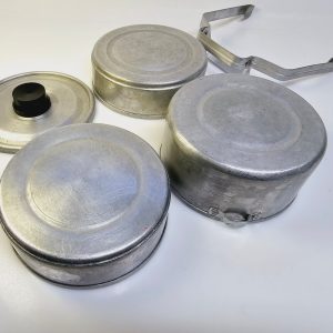 Rustik och charmig trippelmatslåda i aluminium – en vintagepärla