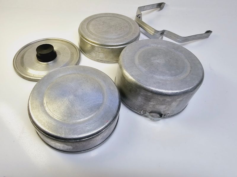 Rustik och charmig trippelmatslåda i aluminium – en vintagepärla
