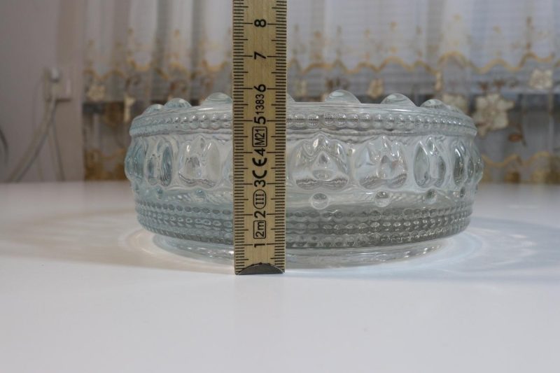 Askfat i glas, troligen kristall