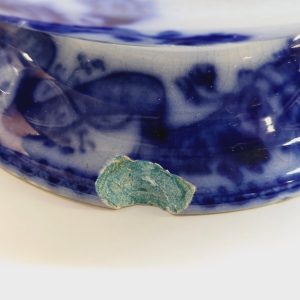 Blåvit soppskål från Wedgwood - En elegant klassiker med gyllene detaljer