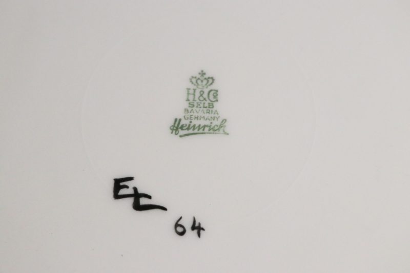 Färgsprakande porslinstallrik från H&C Selb Bavaria Heinrich, 26 cm i diameter