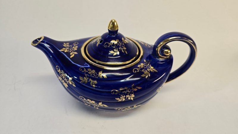 Vintage Tekanna "Aladdin" – Designad av Arthur Wood, Made in England