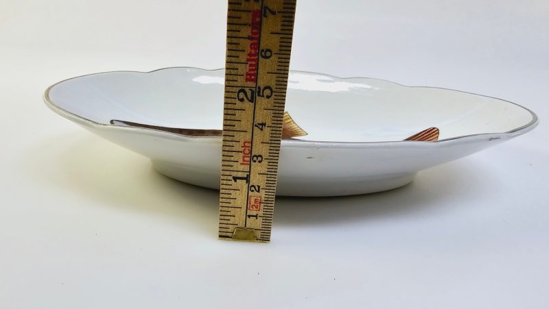 Elegant fiskfat med naturinspirerad design – 20 cm