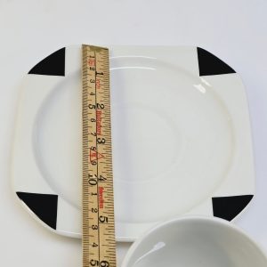 Modern kaffekopp med fat – Design från IKEA