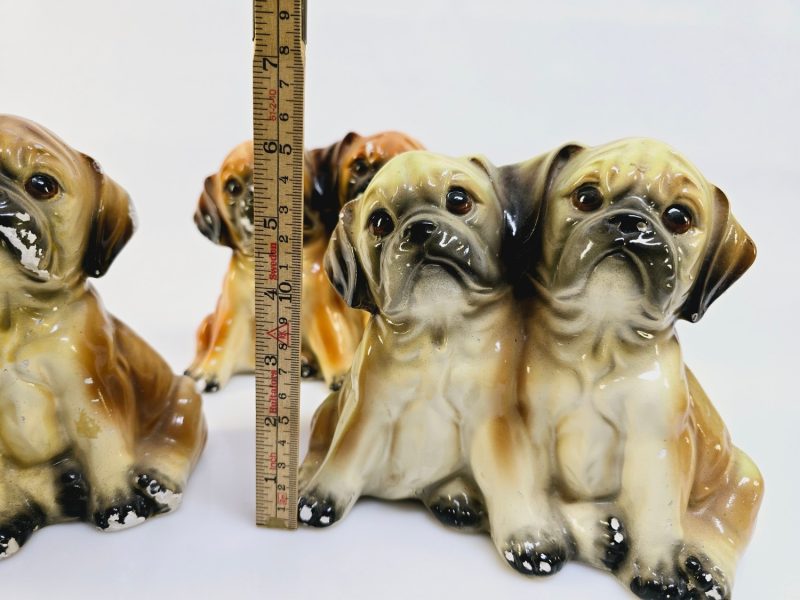 Charmiga Hundfigurer i Keramik – Set om Tre Dubbla Hundar