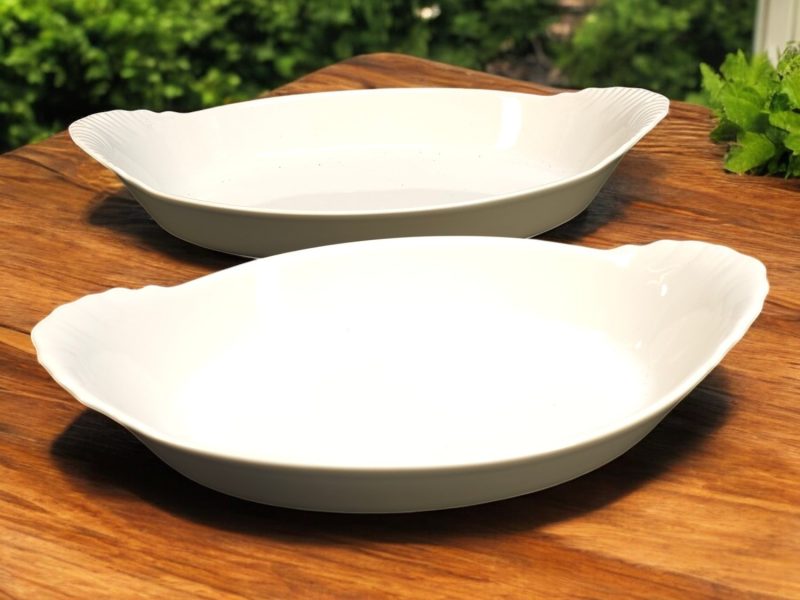 Elegant Set med Serveringsfat från Revol – Fransk Kvalitet i Tidlös Design