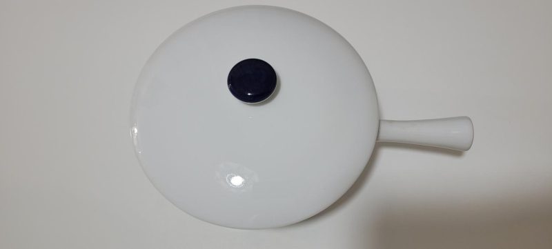 Lyngby Danild Harlekin "Blå Flamme", gryta med lock