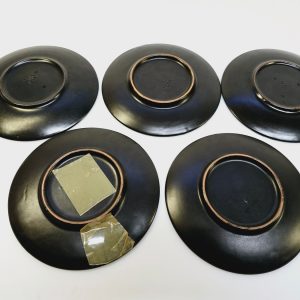 Elegant set med 5st svarta tallrikar från Ekeby