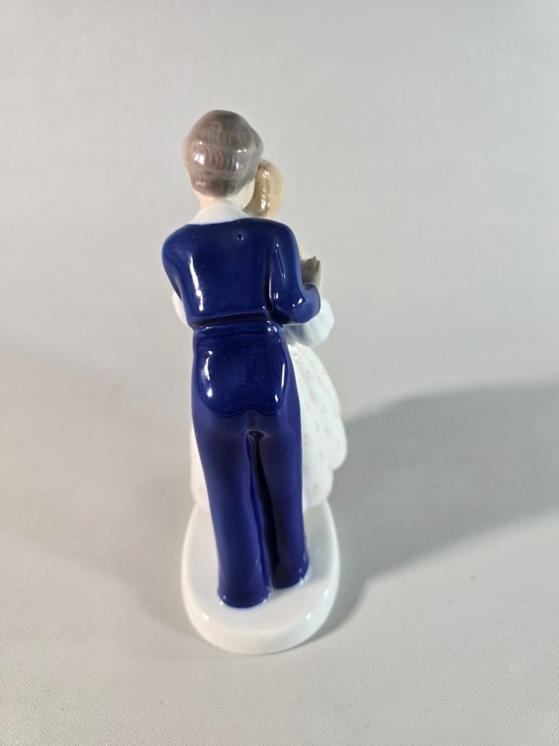 Bing & Grøndahl Figur Ungdommelig Dristighed No 2162