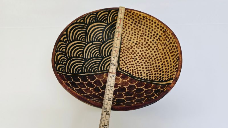 Unik handmålad skål med mönster, 30 cm
