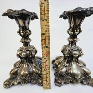 Antika ljusstakar i klassisk barockstil – 17 cm höga