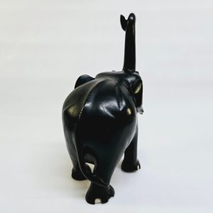 Handgjord träelefant – 31,5 cm hög