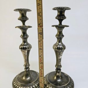 Exklusivt Par Ljusstakar i Nysilver – 28 cm