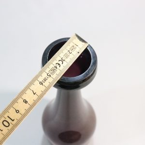 Glasvas i lila, 27cm hög