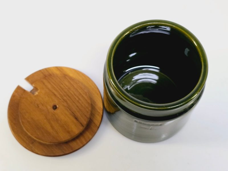 Höganäs Keramikburk ½L med trälock