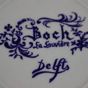 Delft väggtallrik / fat Läsande gumma Boch Freres La Louviere Belgien