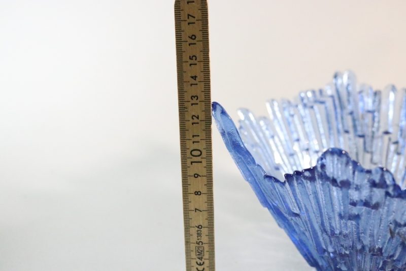 GLASSKÅL. troligen Istappsskål,  Snapphane Glasbruk 23cm