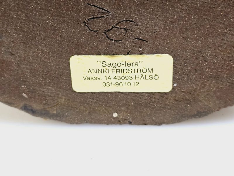 Handgjord keramikkruka av Annki Fridström – "Sagolera"