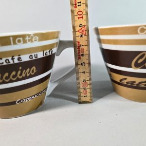 2st stora Kaffekoppar, Café au late Café au Cappuccino late
