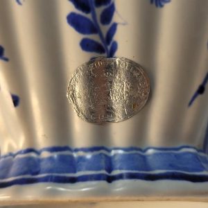 Fajans, Delfa, Royal Gouda, Holland. Royal Zuid Höjd: ca 30cm