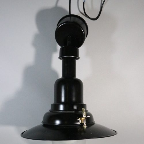 Kökslampa, industriell design, gjord av metall och glas "OTTAVA"