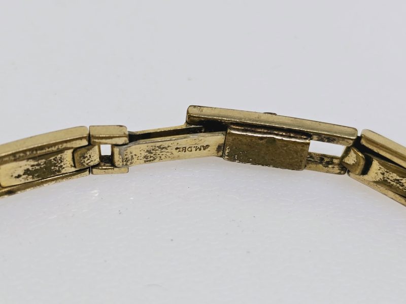 Elegant Vintage Damklocka i Guldplätering – Tidlös Charm