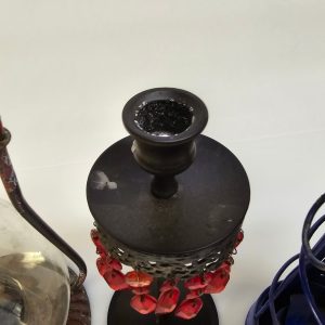 Set med tre ljushållare och lyktor – vintage och charmiga