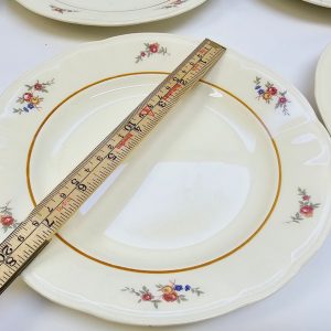 Elegant set med 6 assietter från Rörstrand, ca 20,5 cm