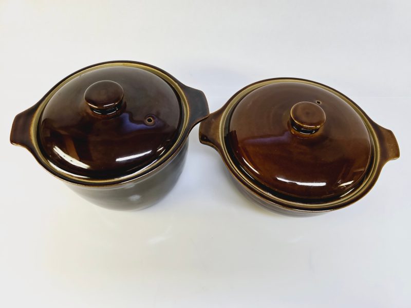 Set med två charmiga grytor från Denby Stoneware - Engelsk kvalitet