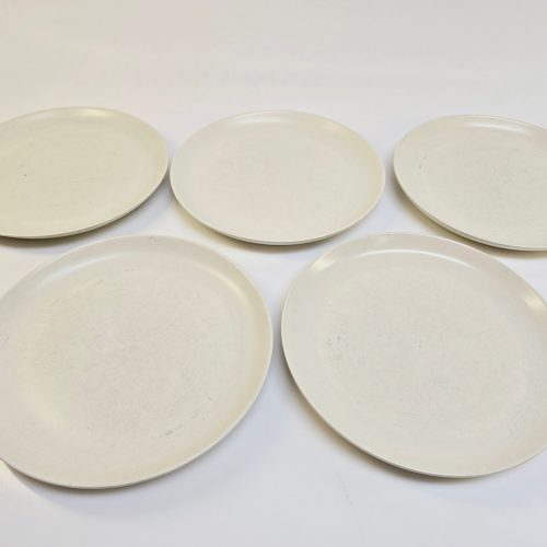 Set med 5 tallrikar från Höganäs Keramik – Klassisk svensk design