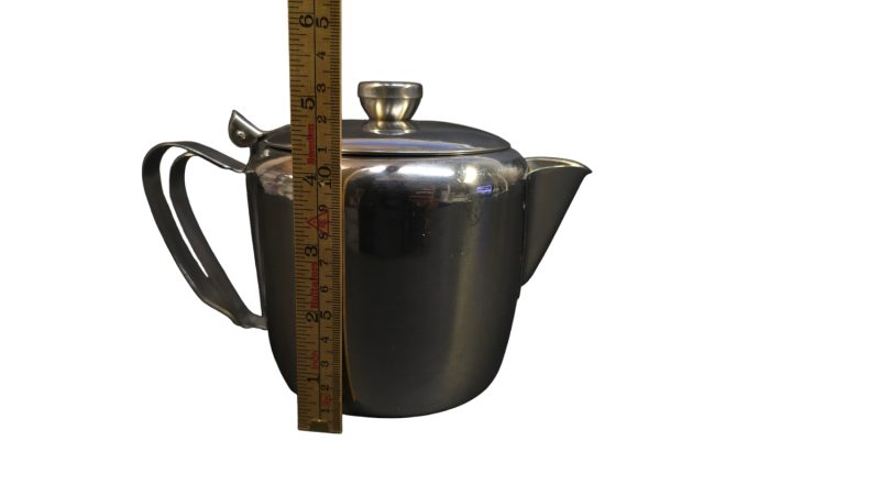 Elegant tekanne i rostfritt stål – tidlös design för ditt hem