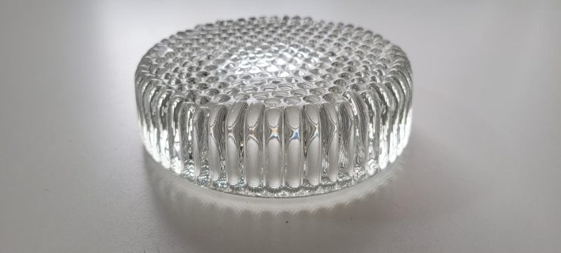 Glasskål / askfat troligen kristall H=4,5cm D=14cm