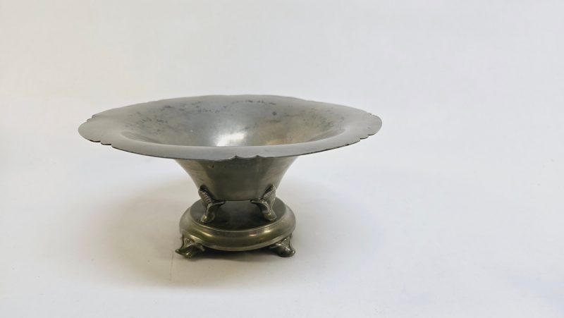 Elegant GAB Tenn-skål från 1933 – Svensk Hantverkshistoria i Tidlös Design