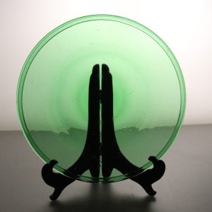 Elegant grön glasskål – Vintage charm i stilren design