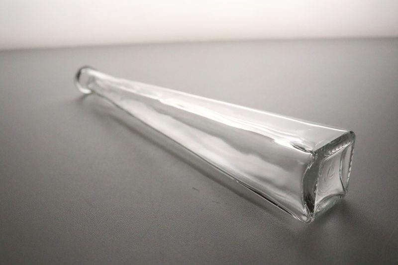 Elegant 32cm Hög Glasvas!