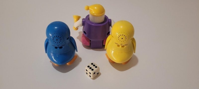2st "DIGIPENGUINS" dansande pingviner och TOMY leksak
