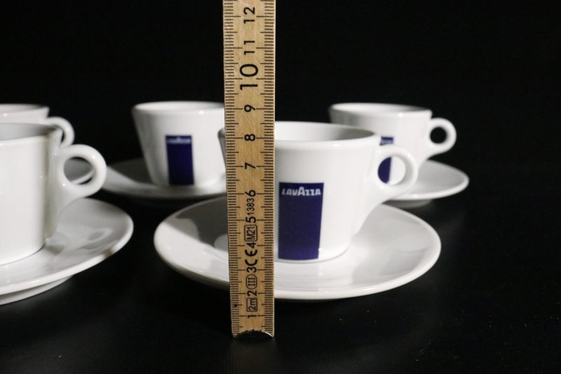Exklusivt Lavazza-kaffeservisset – 12 koppar och 10 fat