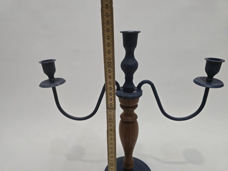 Elegant Trearmad Ljusstake i Metall och Trä (35 cm)