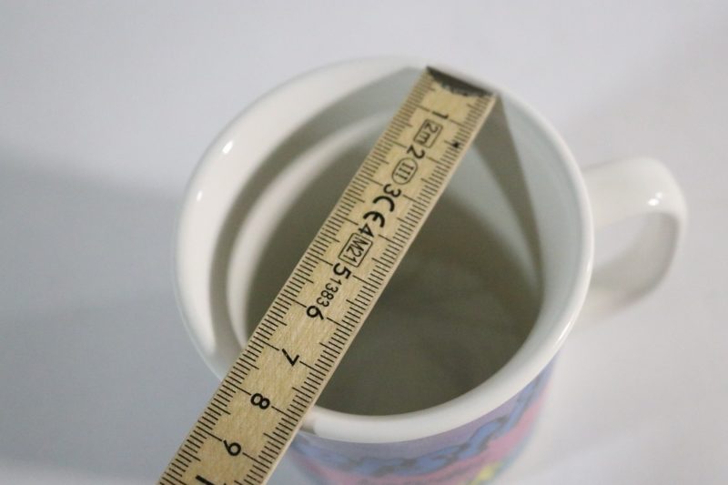 Charmig kaffemugg med humoristisk illustration – "Kerstin"