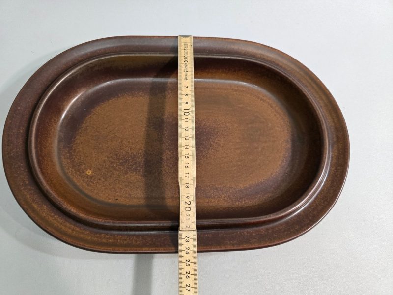 Uppläggningsfat, Arabia, "Ruska", Glaserad stengods, Designer: Ulla Procopé