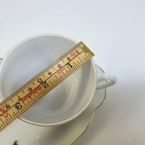 Charmigt Kaffe- och Assiettset med Rosmotiv – Made in China