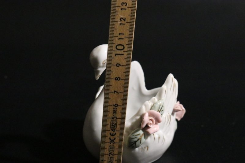 Japanskt Figurin Svan, Stämplad Import, Vintage