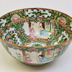 Antik kinesisk skål i klassisk Rose Medallion-stil