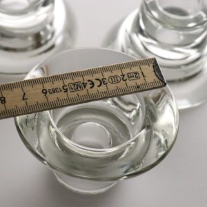 Set med eleganta glasljusstakar – designade av K. Hagberg och M. Hagberg